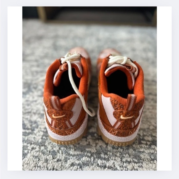 Nike- Air Humara "Future Movement - Dark Russet" - Picture 5 of 8